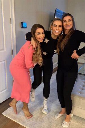 neidhart sisters|Natalya Family 